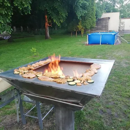 Queen בית הארחה Novaky