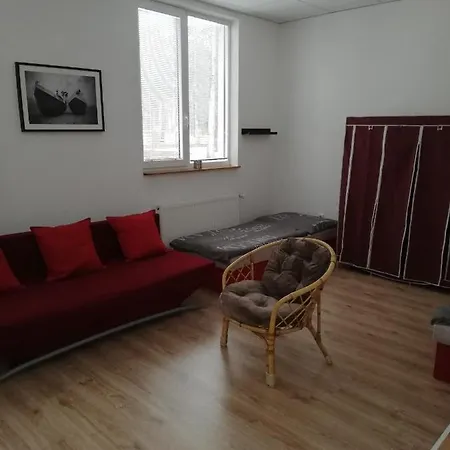 Queen בית הארחה *